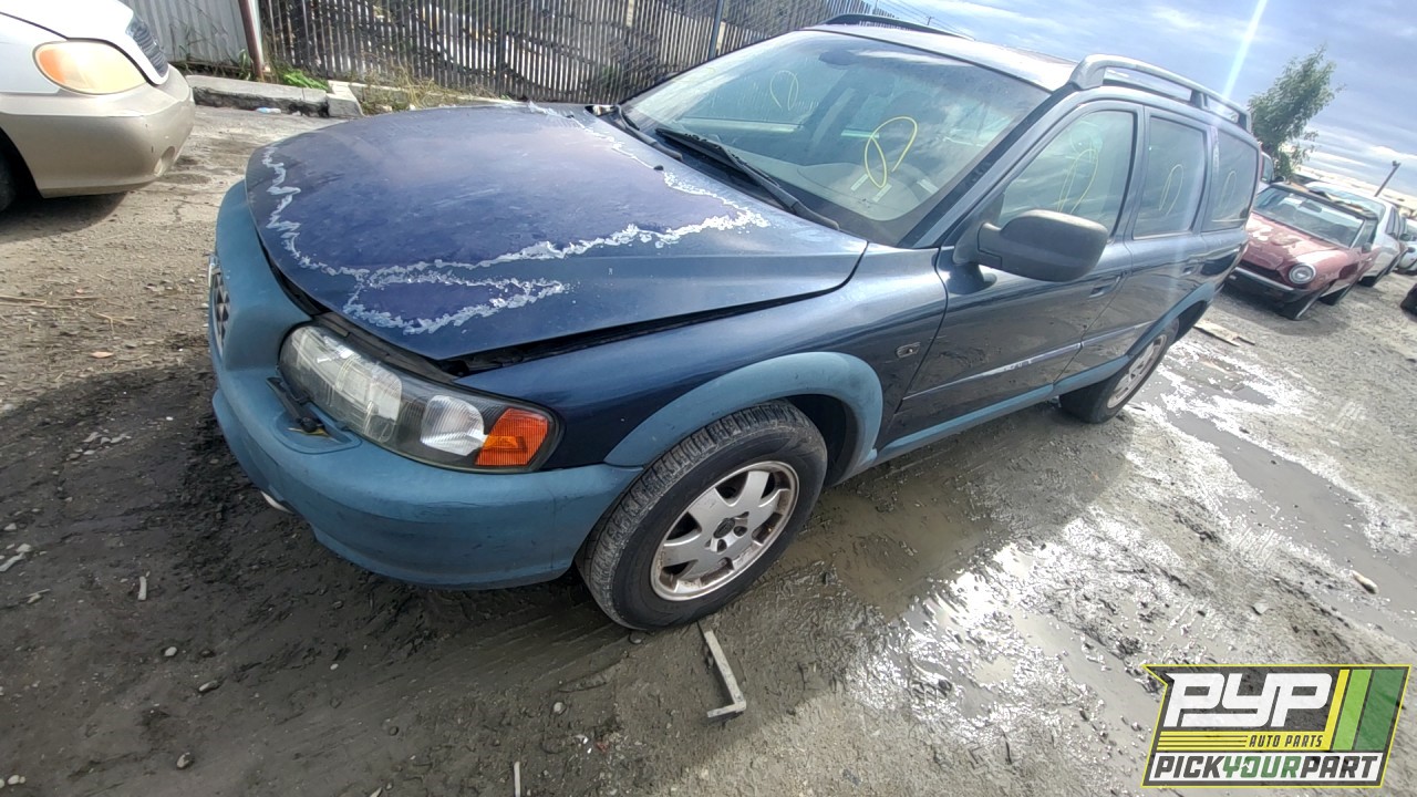 2004 VOLVO XC70 partes disponibles
