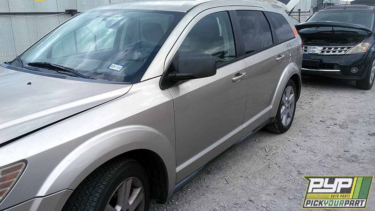 2009 DODGE JOURNEY available for parts