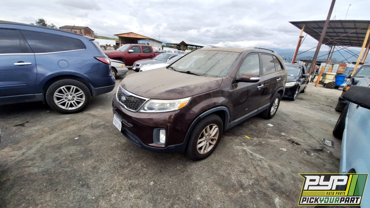 2014 KIA SORENTO available for parts