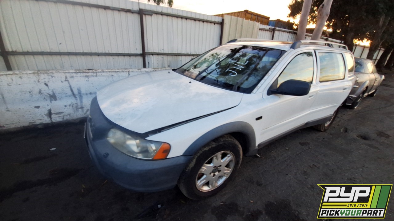 2005 VOLVO XC70 partes disponibles