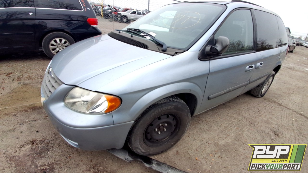 2005 CHRYSLER TOWN & COUNTRY partes disponibles