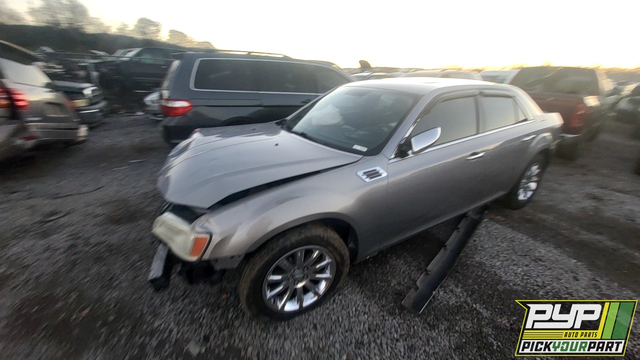 2011 CHRYSLER 300 partes disponibles