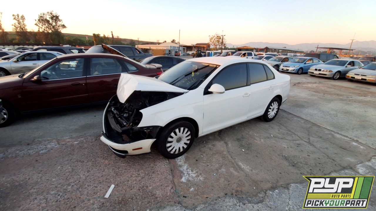 2009 VOLKSWAGEN JETTA partes disponibles