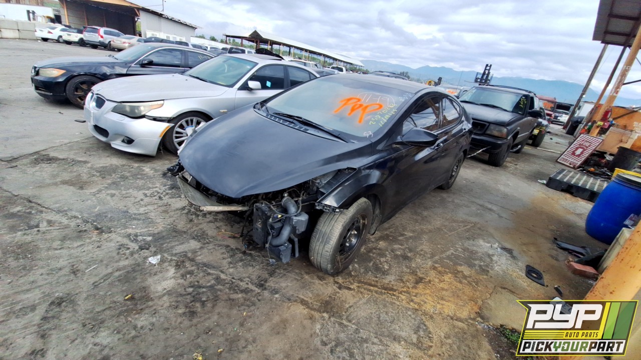 2016 HYUNDAI ELANTRA partes disponibles