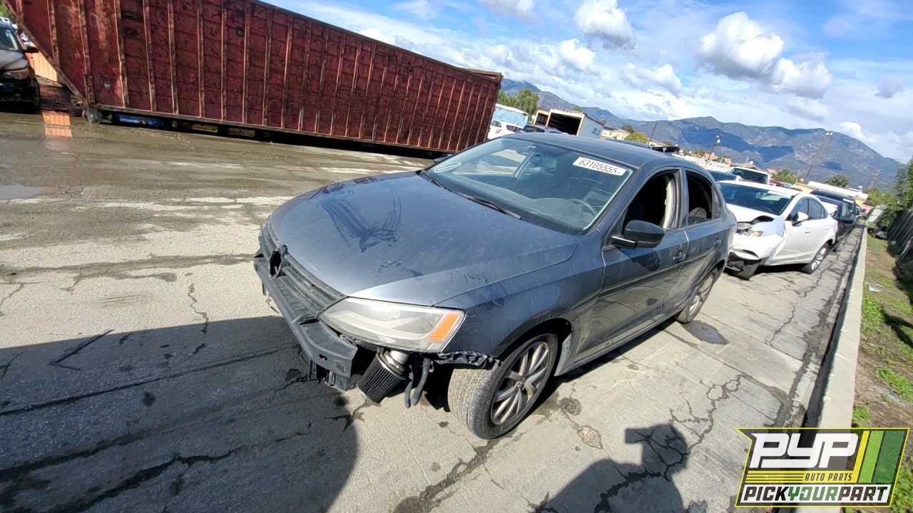 2015 VOLKSWAGEN JETTA partes disponibles