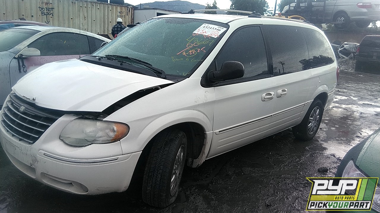 2005 CHRYSLER TOWN & COUNTRY partes disponibles