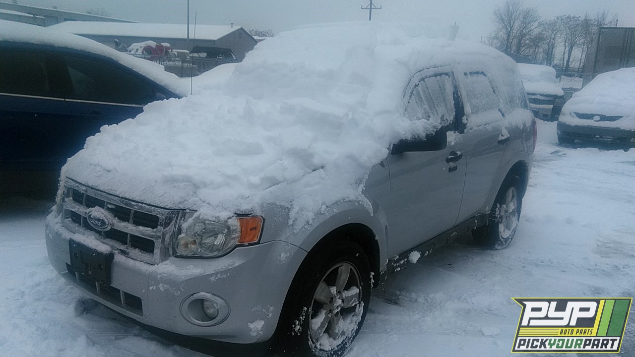 2009 FORD ESCAPE available for parts