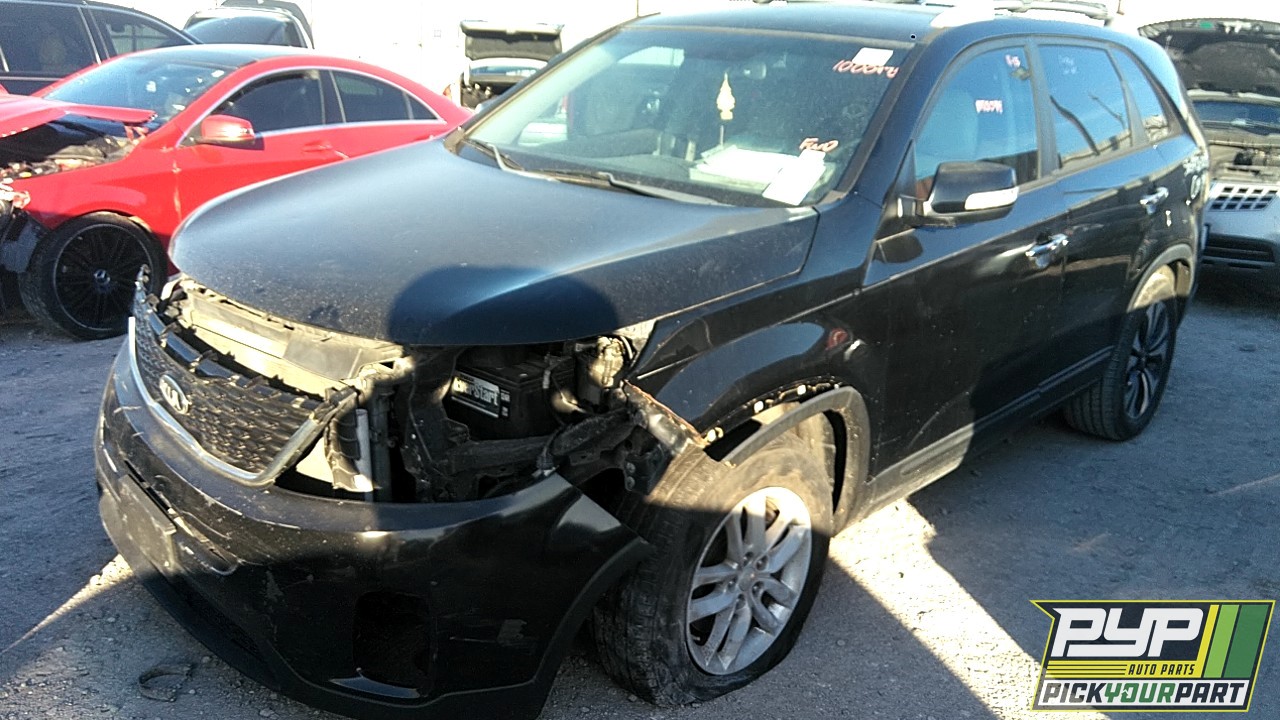 2015 KIA SORENTO available for parts