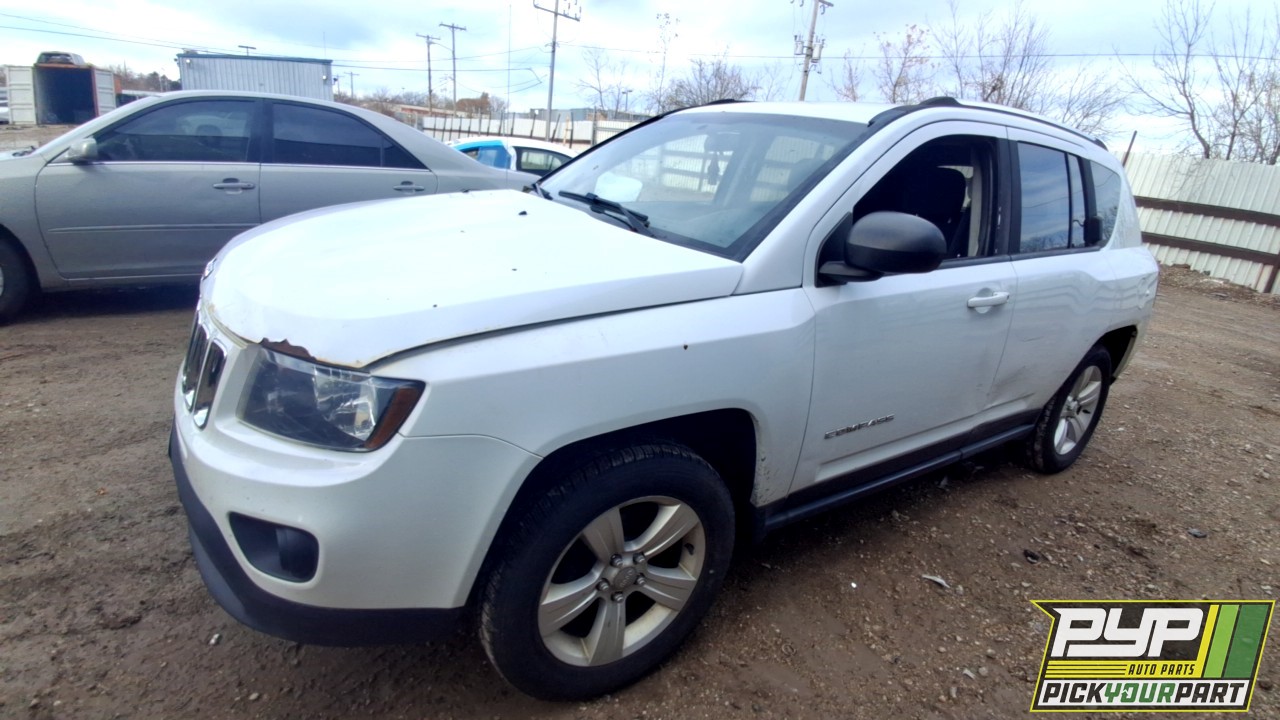2015 JEEP COMPASS partes disponibles