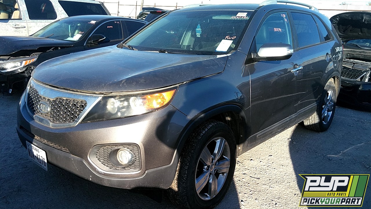 2012 KIA SORENTO available for parts