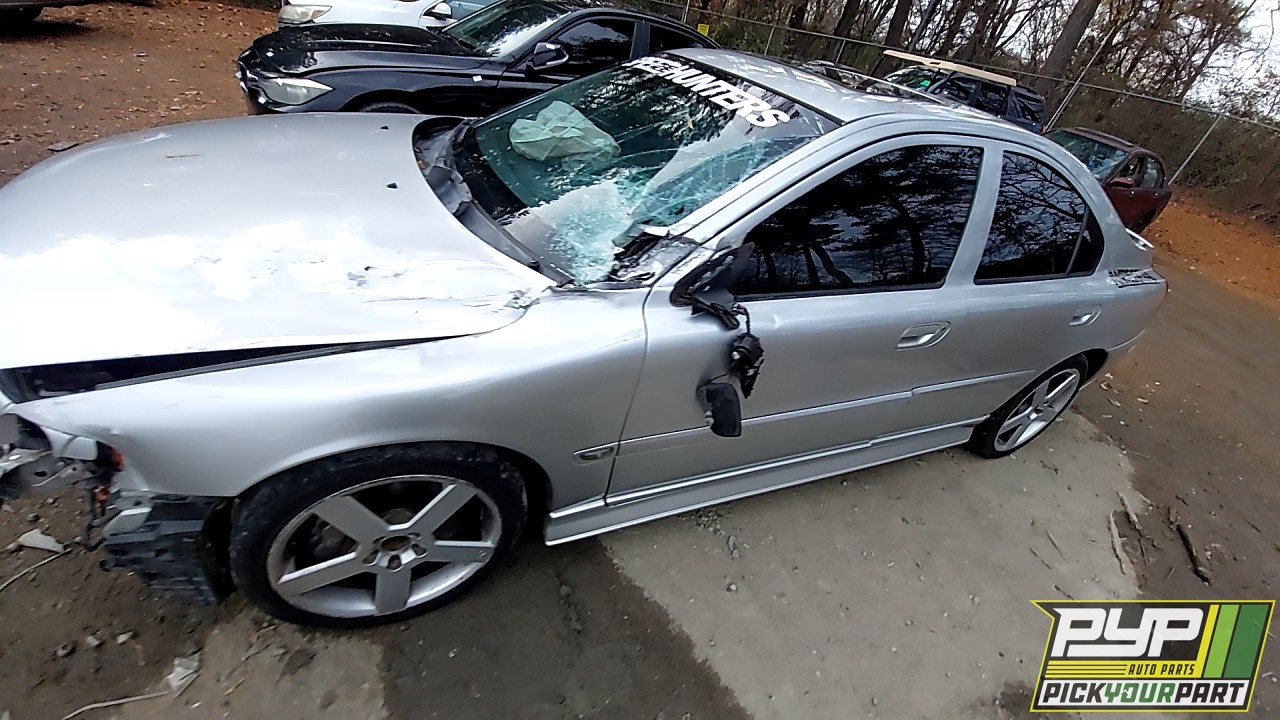 2005 VOLVO S60 partes disponibles