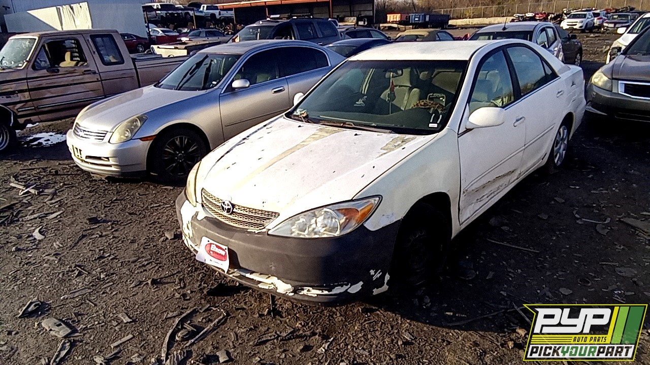 2002 TOYOTA CAMRY partes disponibles