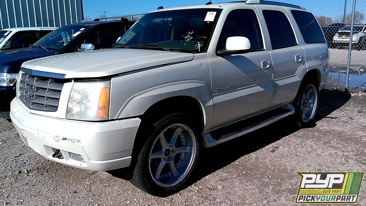 2004 CADILLAC ESCALADE available for parts