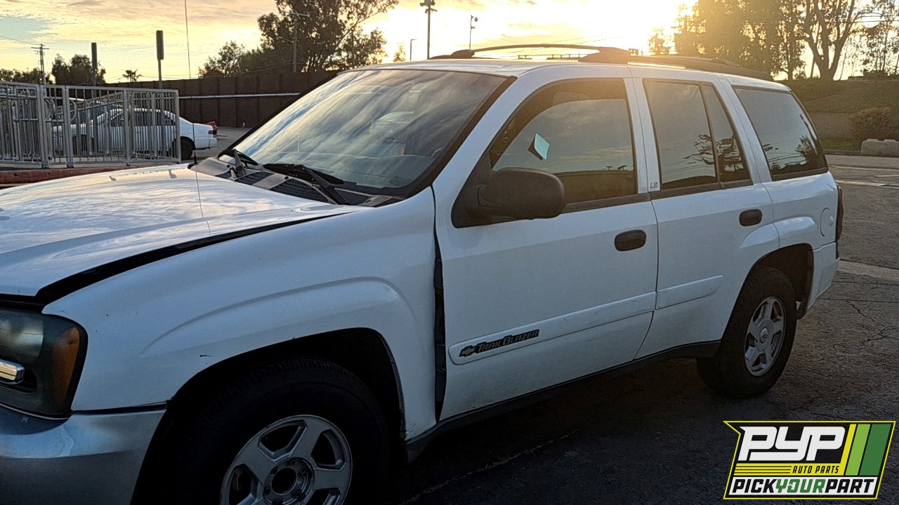 2002 CHEVROLET TRAILBLAZER partes disponibles