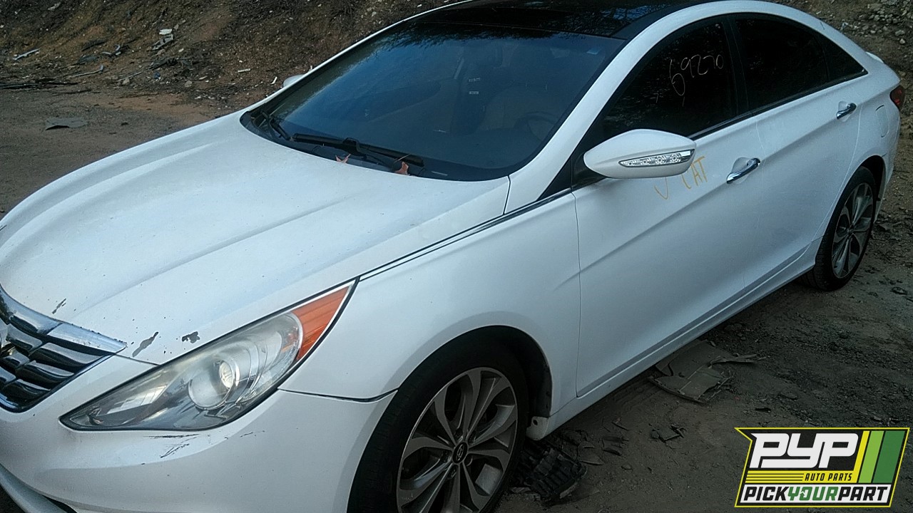 2013 HYUNDAI SONATA available for parts