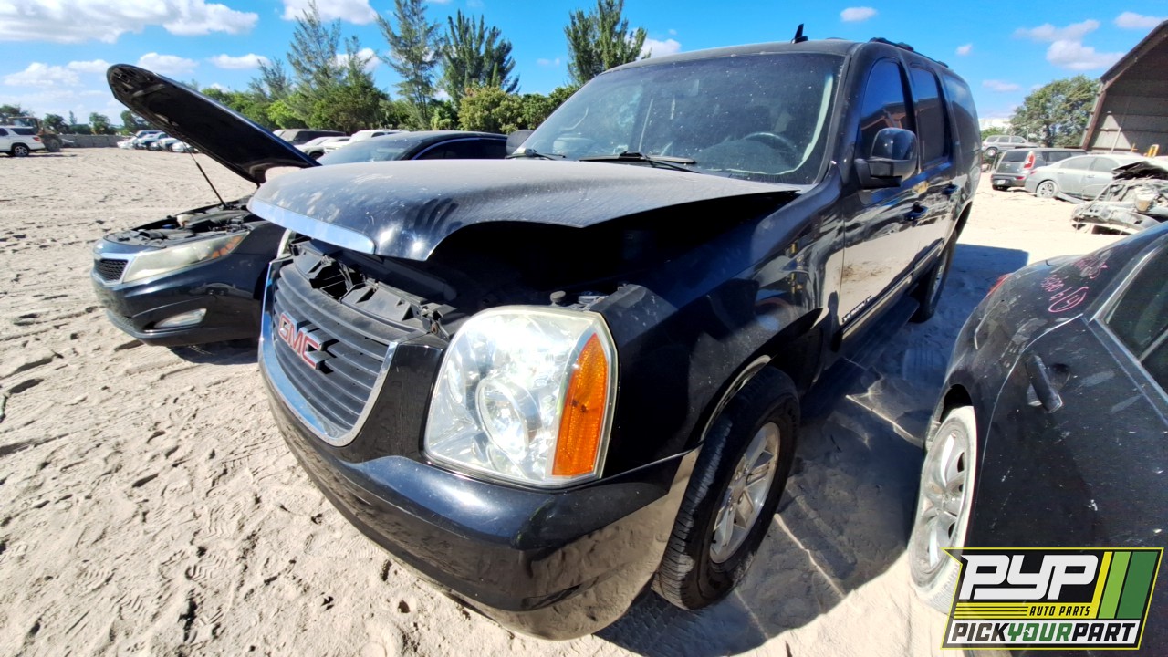 2013 GMC YUKON XL 1500 partes disponibles