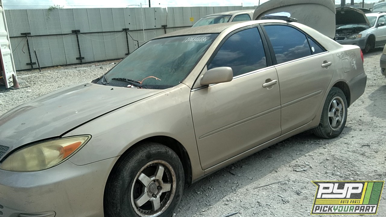 2002 TOYOTA CAMRY partes disponibles