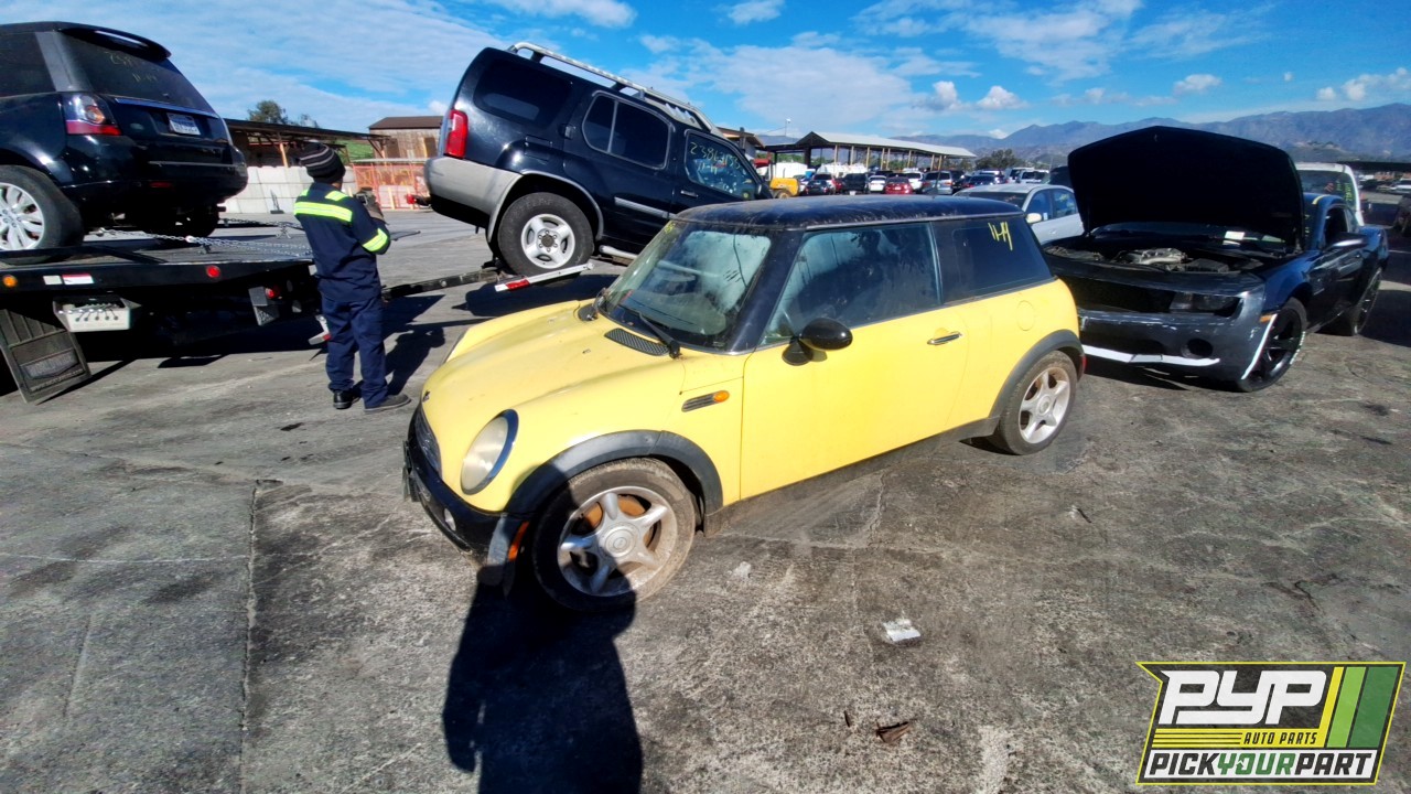 2005 MINI COOPER partes disponibles