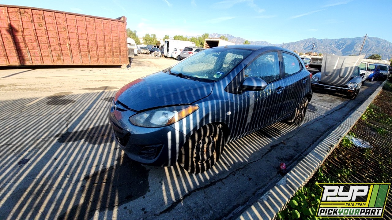 2014 MAZDA 2 partes disponibles