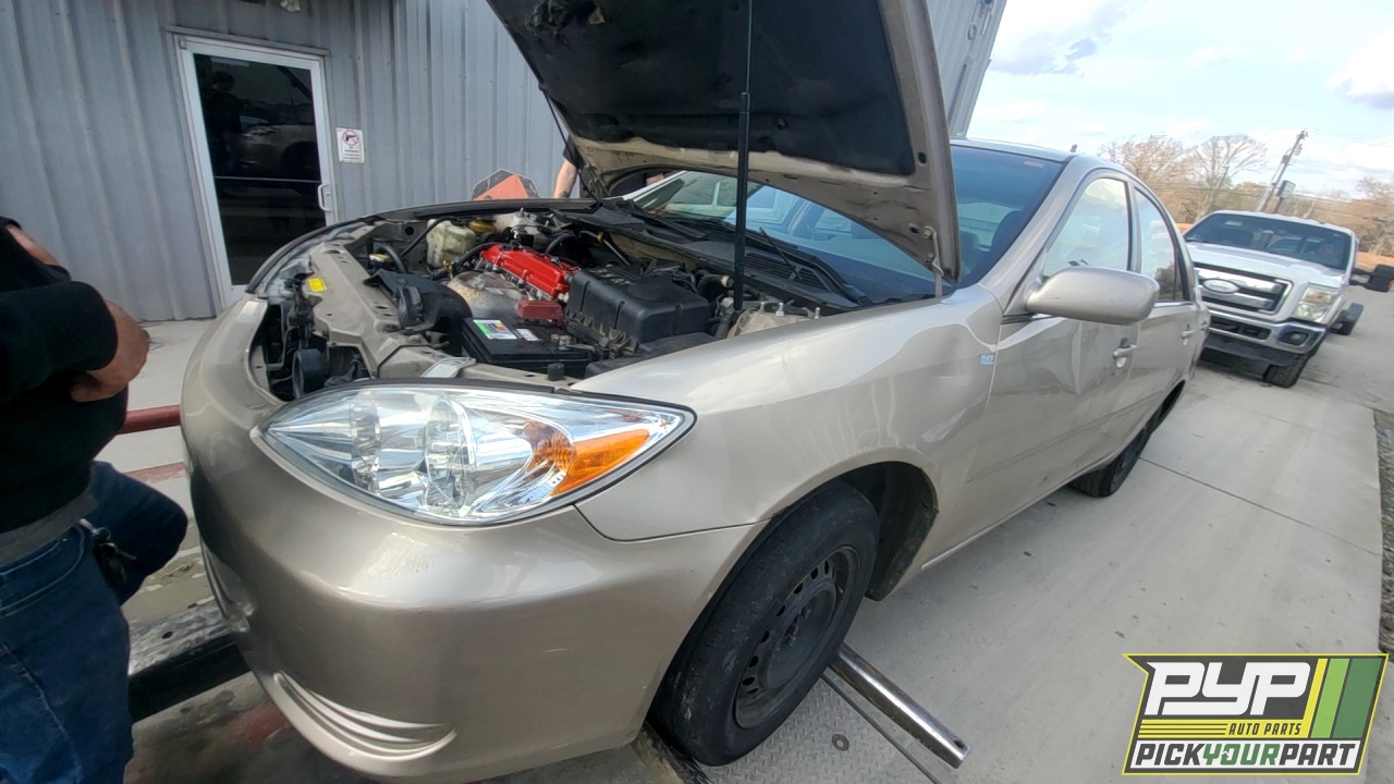 2002 TOYOTA CAMRY partes disponibles
