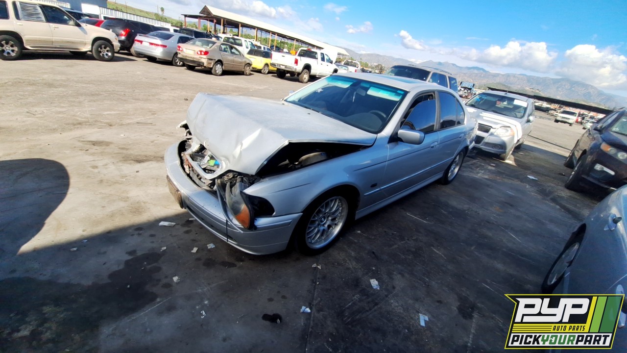 2003 BMW 530I partes disponibles