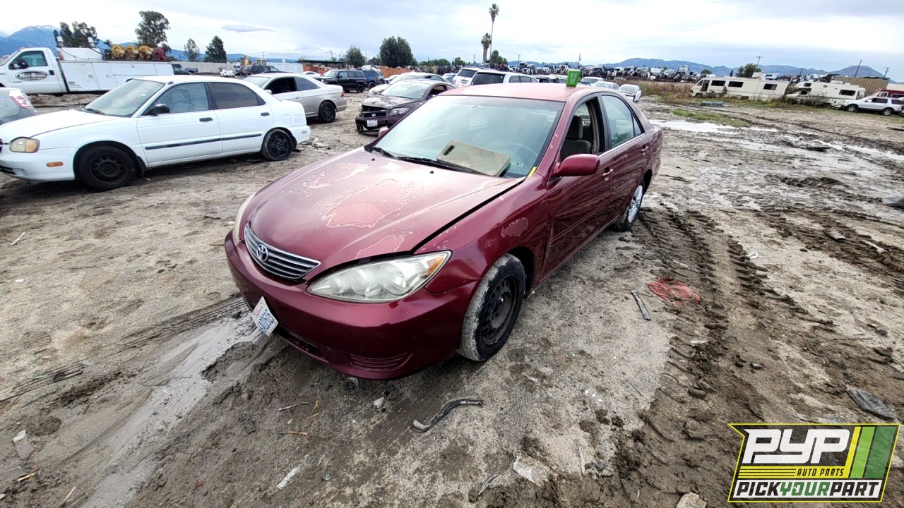 2005 TOYOTA CAMRY partes disponibles