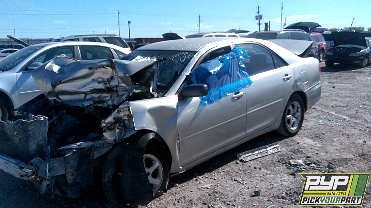 2002 TOYOTA CAMRY partes disponibles