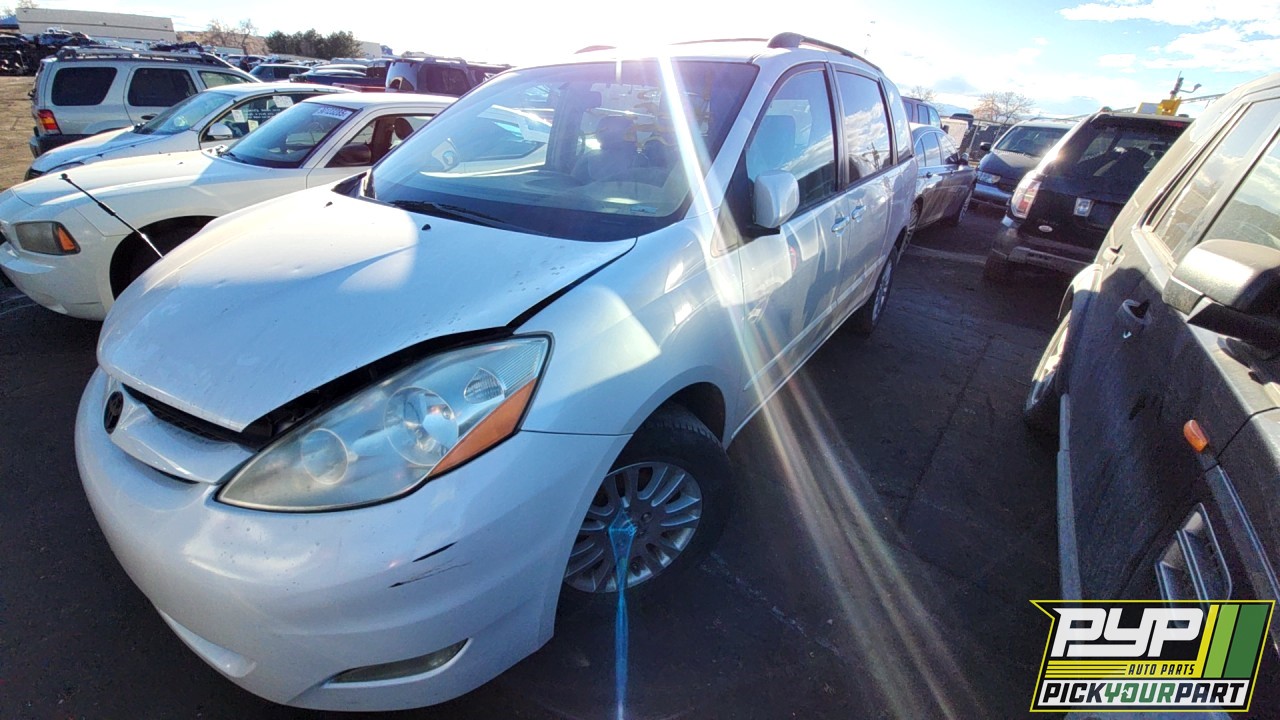 2007 TOYOTA SIENNA available for parts