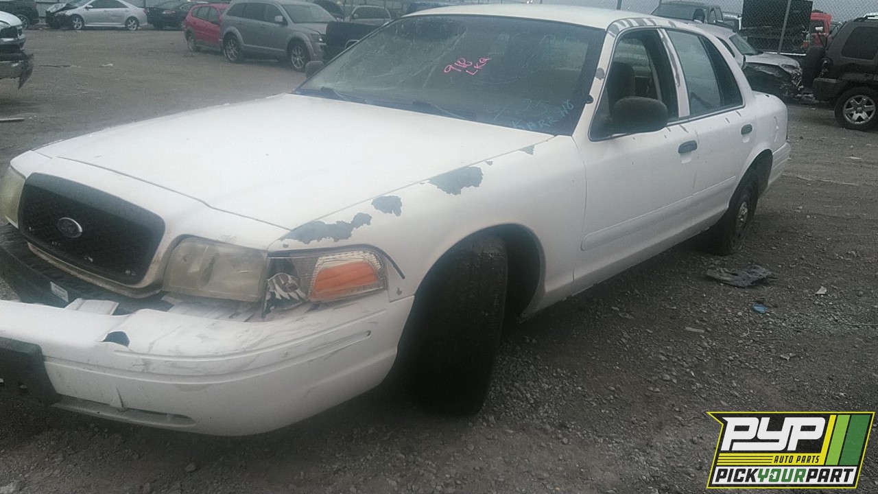 2004 FORD CROWN VICTORIA partes disponibles