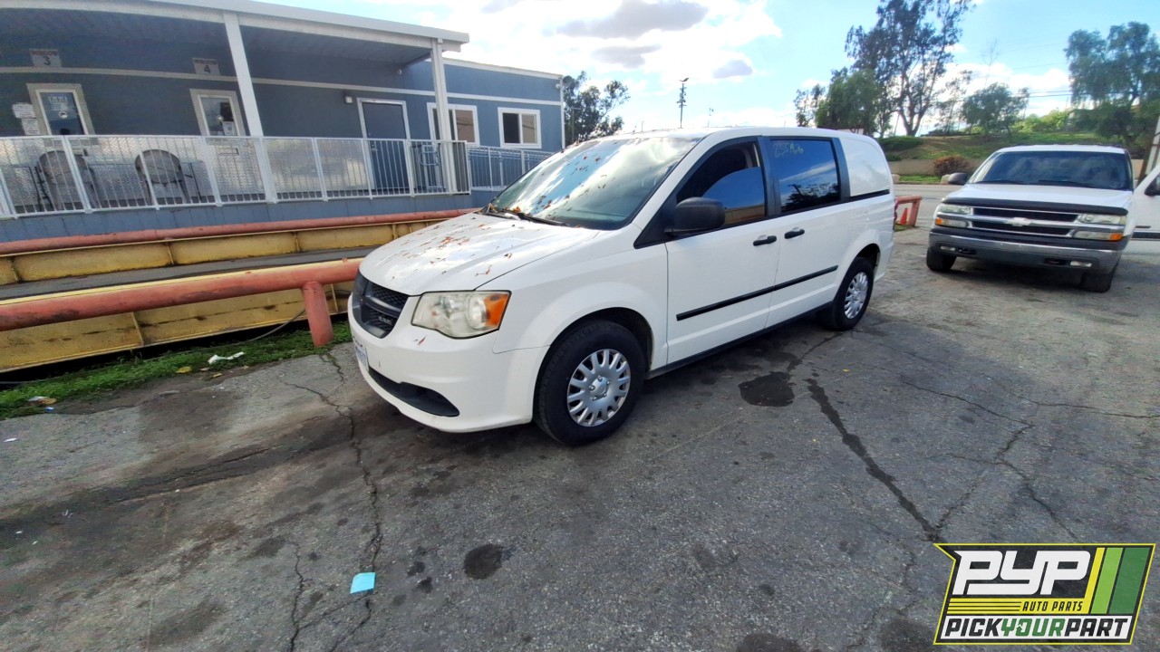 2013 RAM C/V partes disponibles