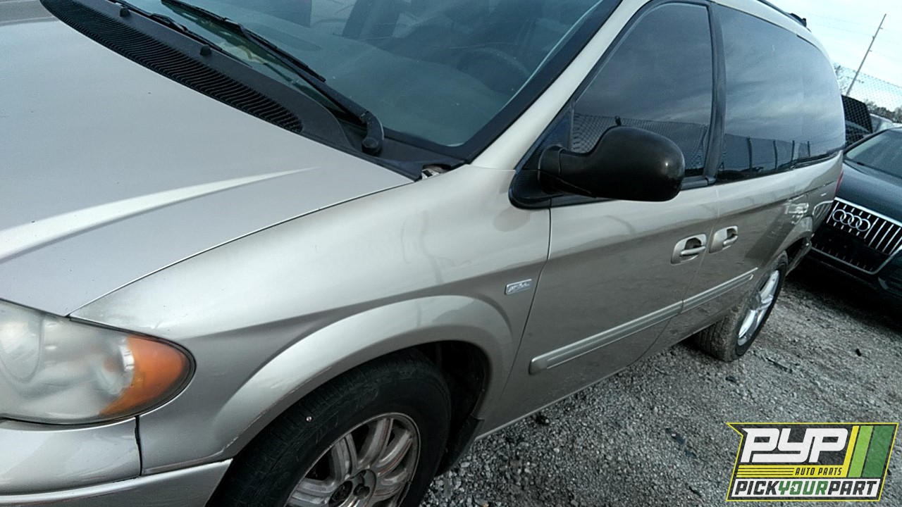 2006 CHRYSLER TOWN & COUNTRY partes disponibles