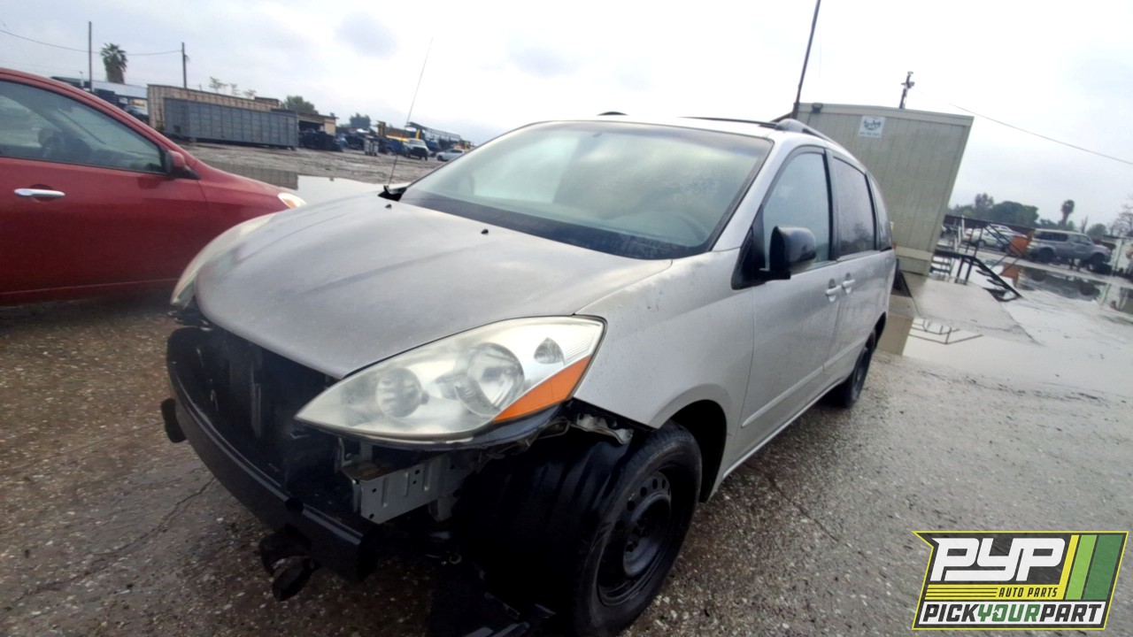 2007 TOYOTA SIENNA partes disponibles