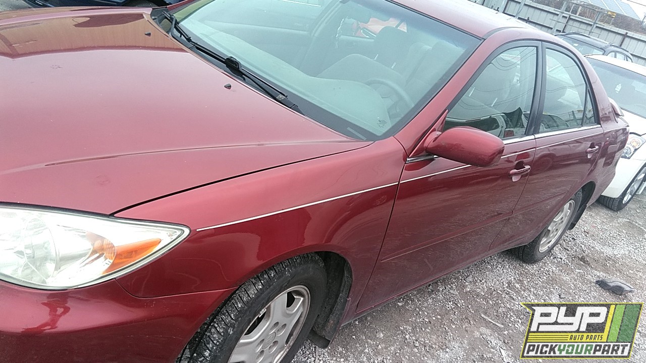 2003 TOYOTA CAMRY partes disponibles