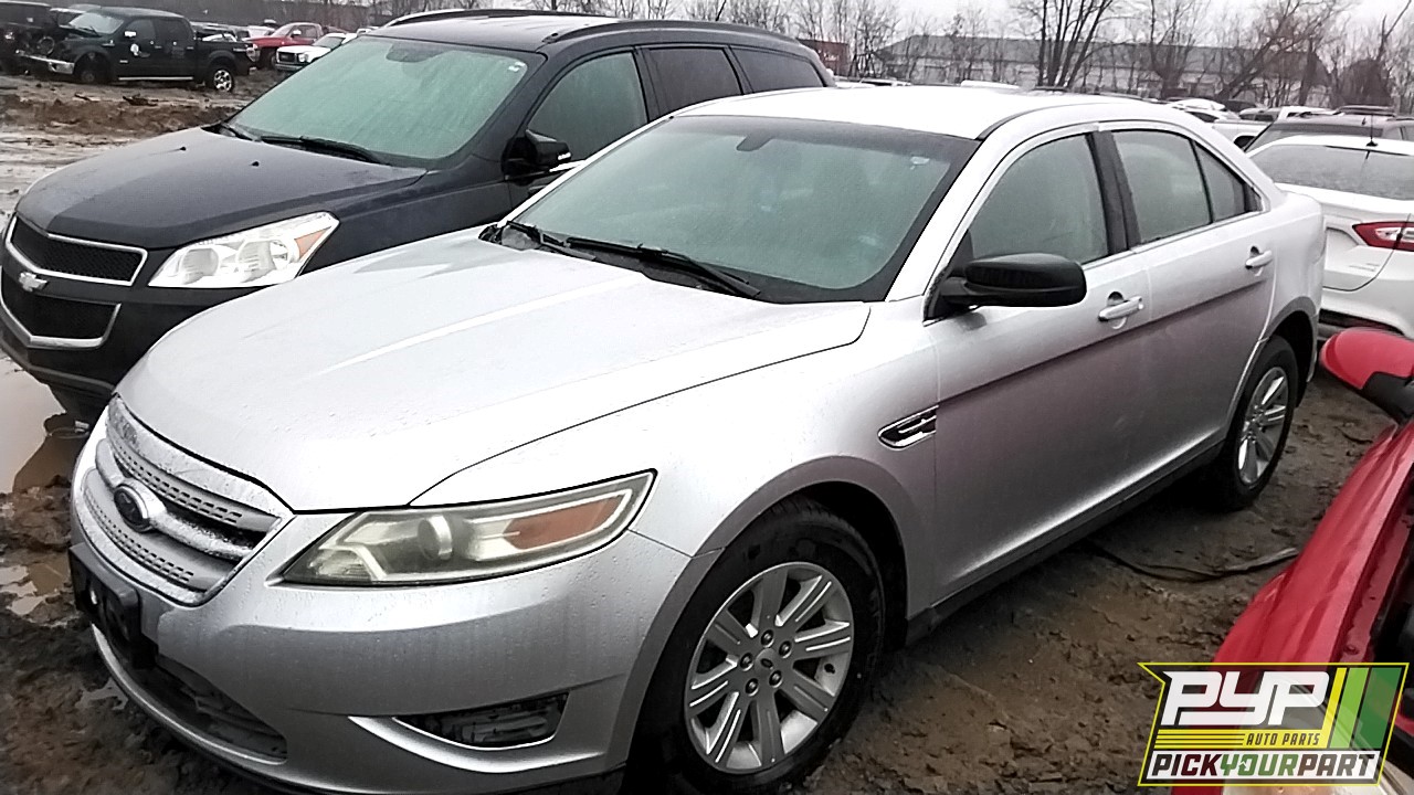 2010 FORD TAURUS partes disponibles