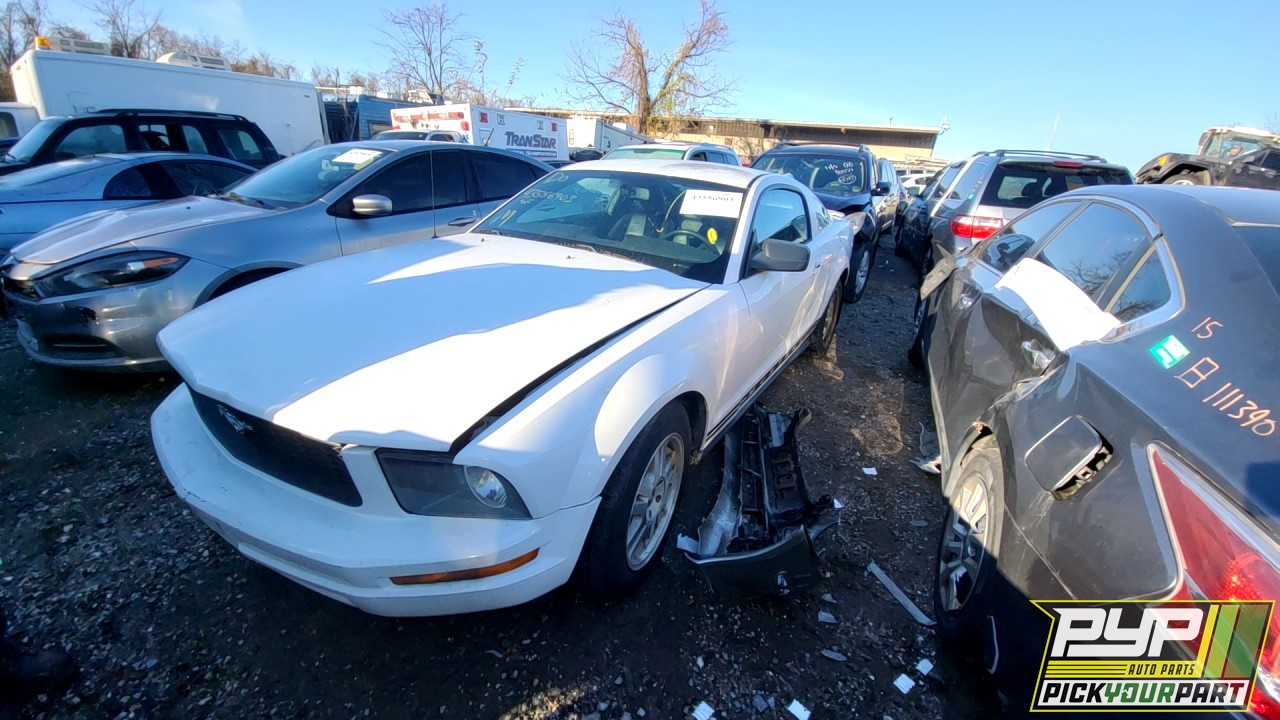2007 FORD MUSTANG available for parts