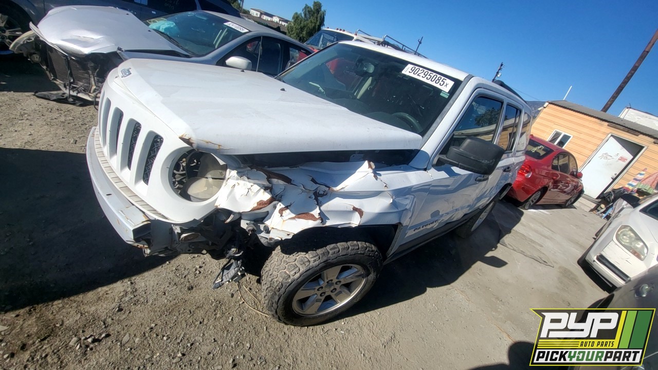 2012 JEEP PATRIOT partes disponibles