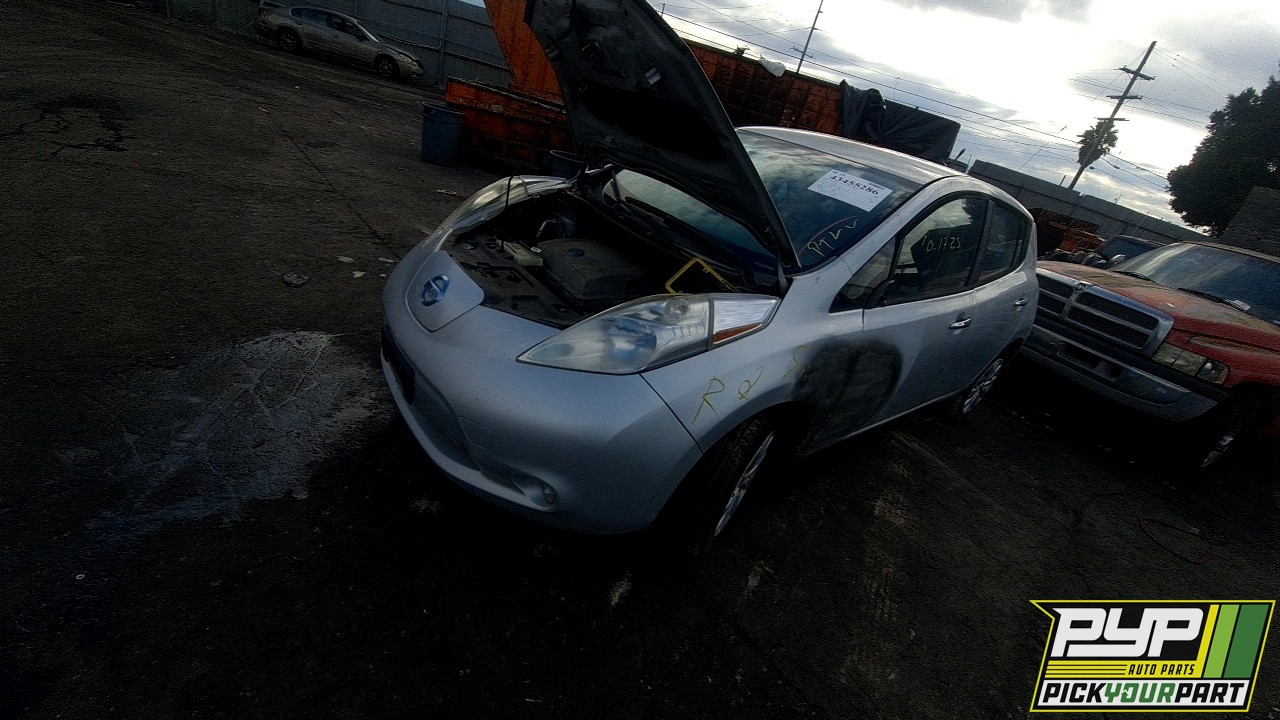 2014 NISSAN LEAF available for parts