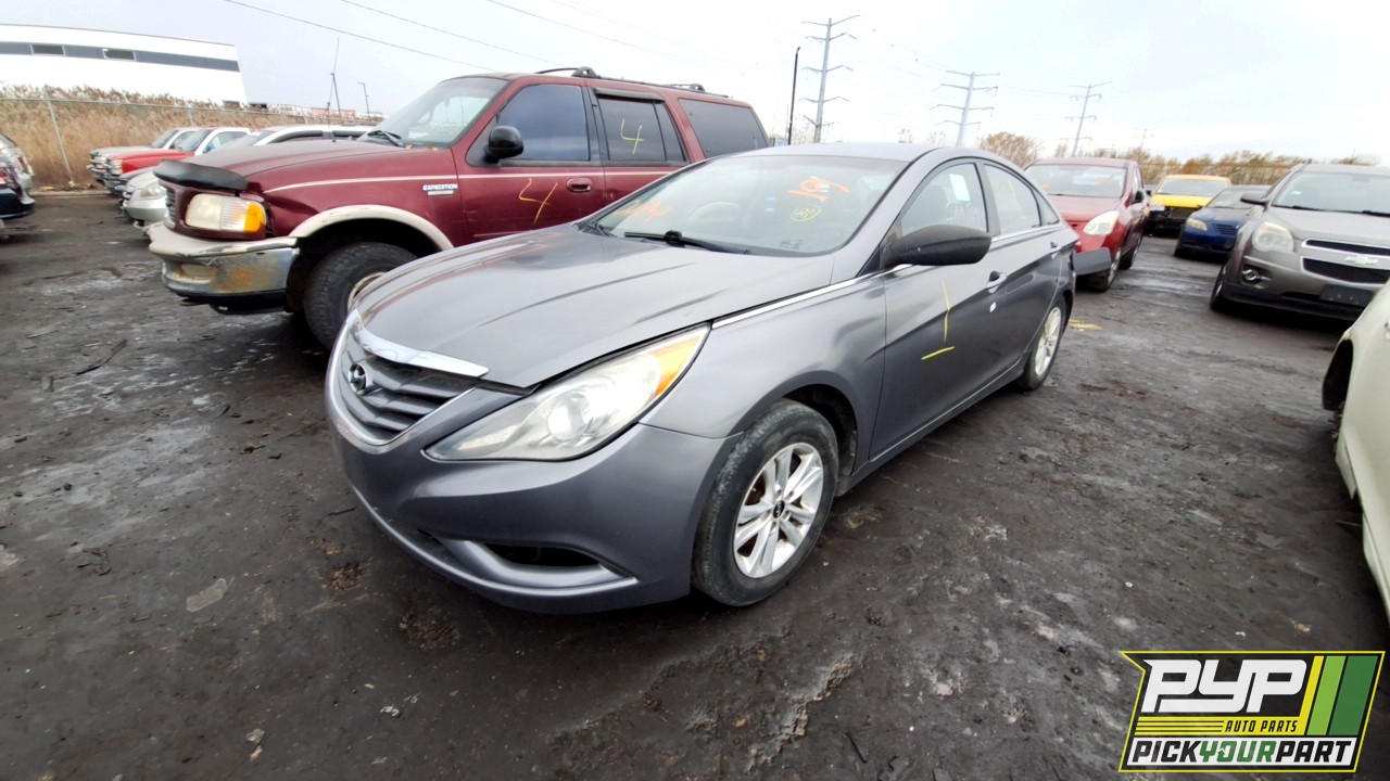 2013 HYUNDAI SONATA available for parts