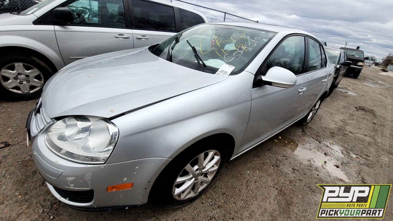 2010 VOLKSWAGEN JETTA partes disponibles