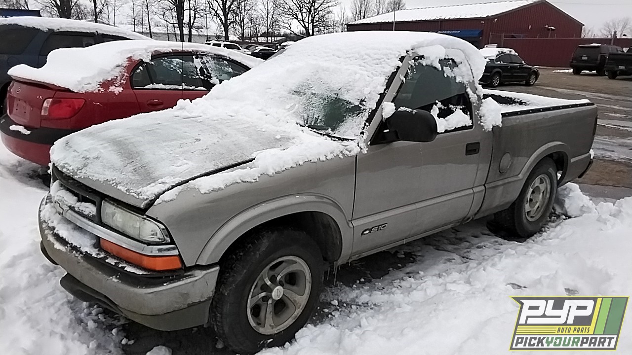 2000 CHEVROLET S10 available for parts
