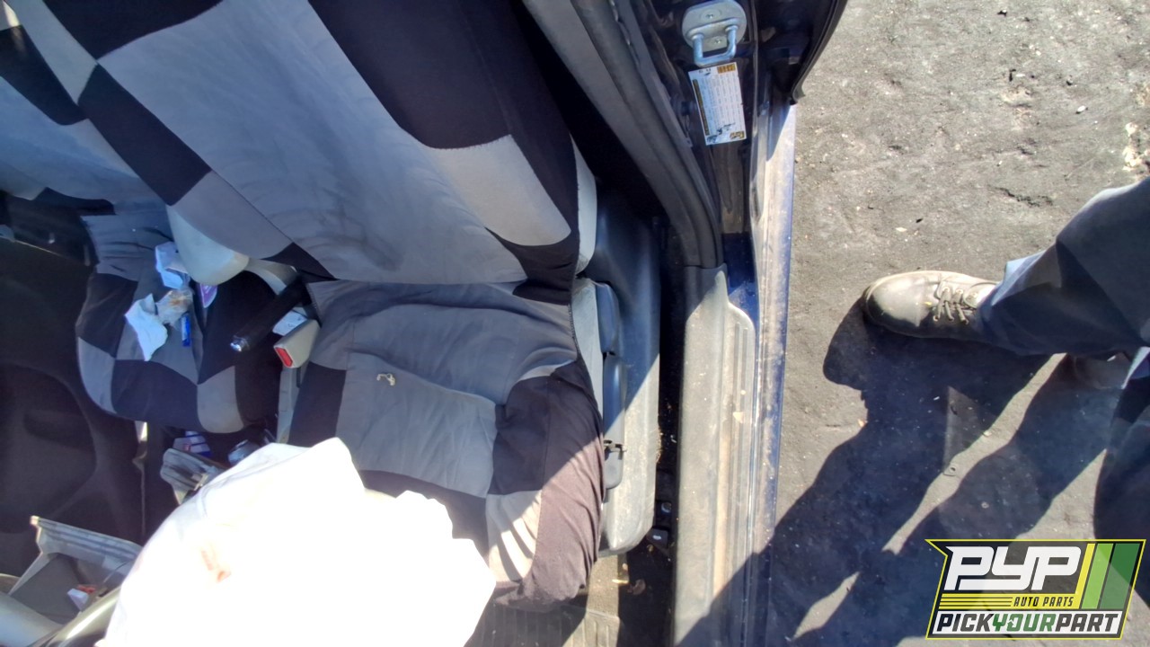 2008 TOYOTA YARIS partes disponibles