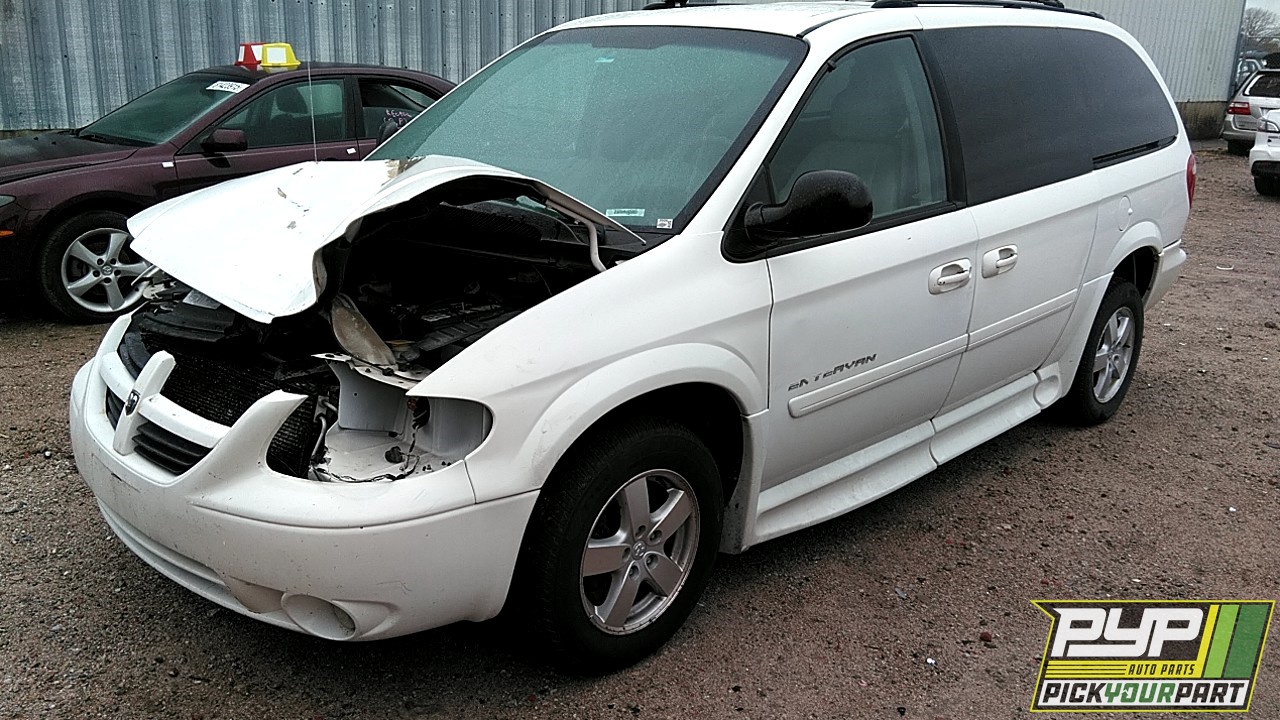 2005 DODGE GRAND CARAVAN available for parts