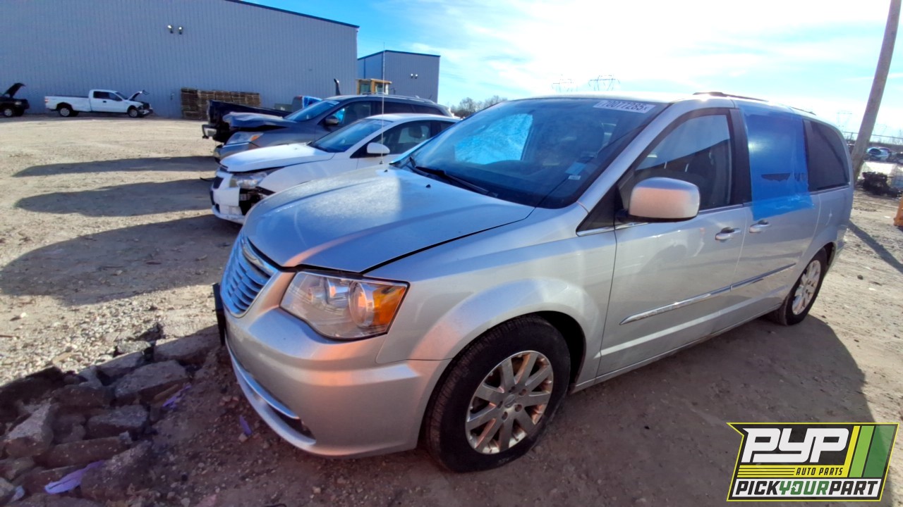 2012 CHRYSLER TOWN & COUNTRY partes disponibles