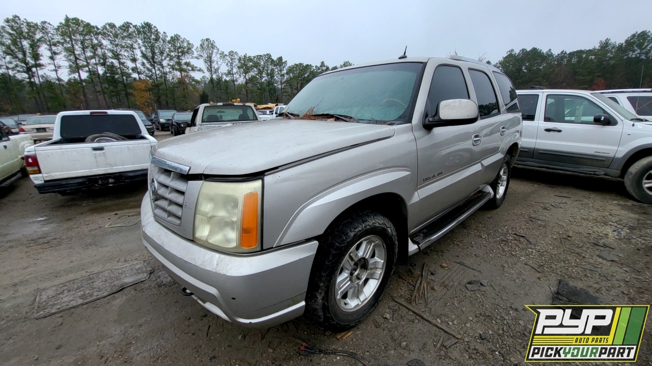 2004 CADILLAC ESCALADE available for parts