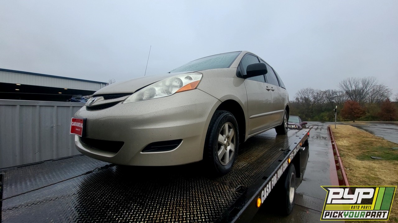2009 TOYOTA SIENNA partes disponibles