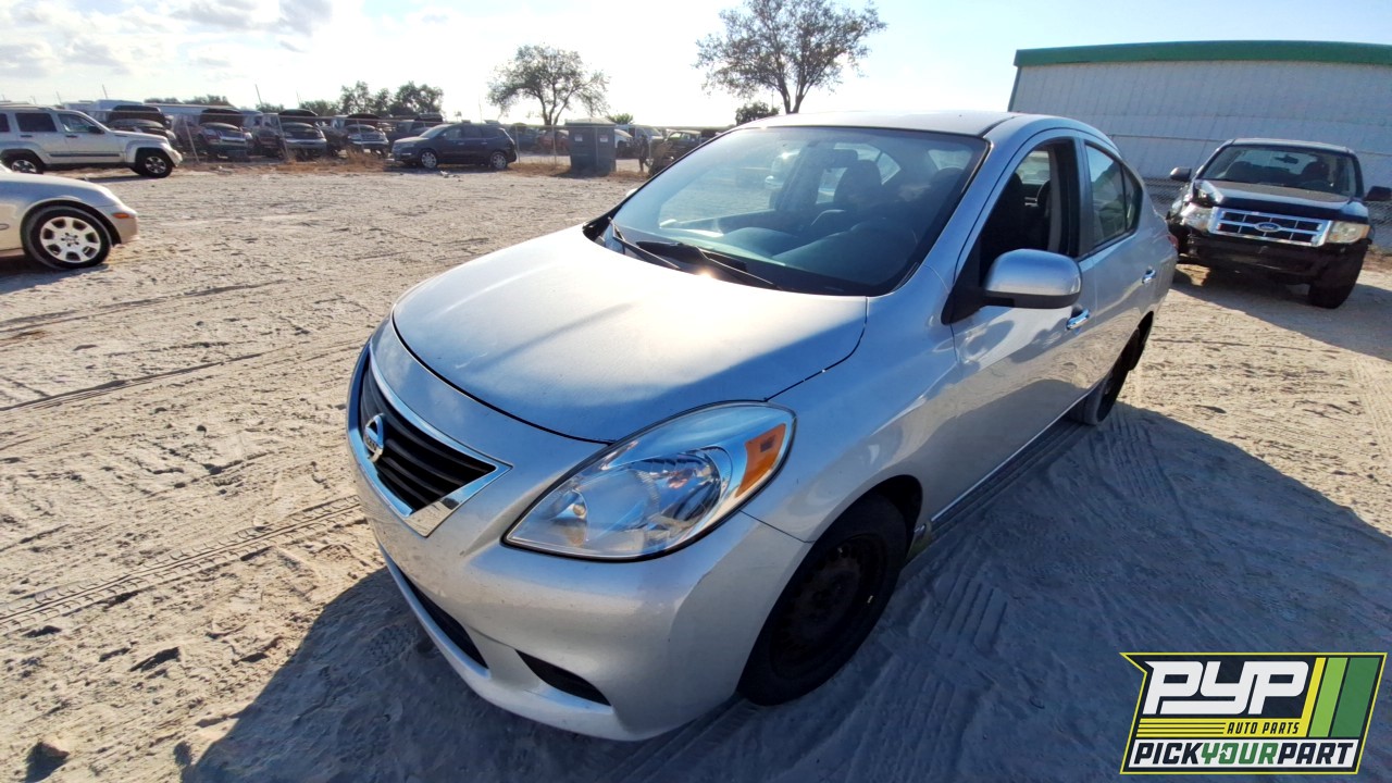 2012 NISSAN VERSA partes disponibles
