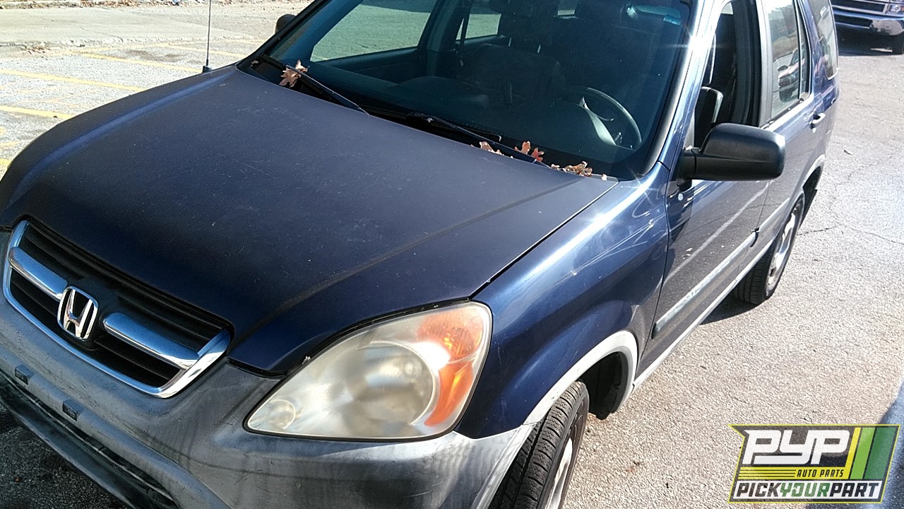 2004 HONDA CR-V available for parts