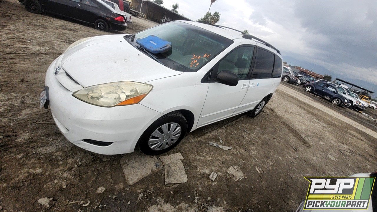 2006 TOYOTA SIENNA partes disponibles