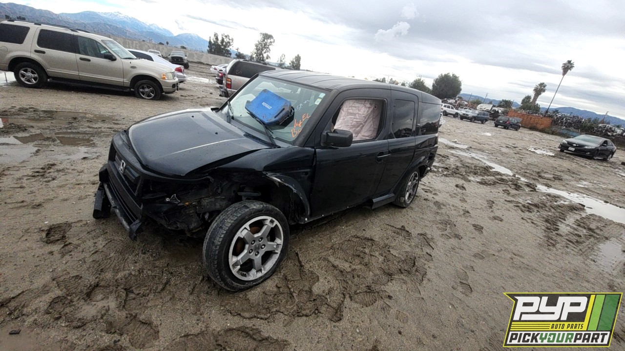 2008 HONDA ELEMENT available for parts