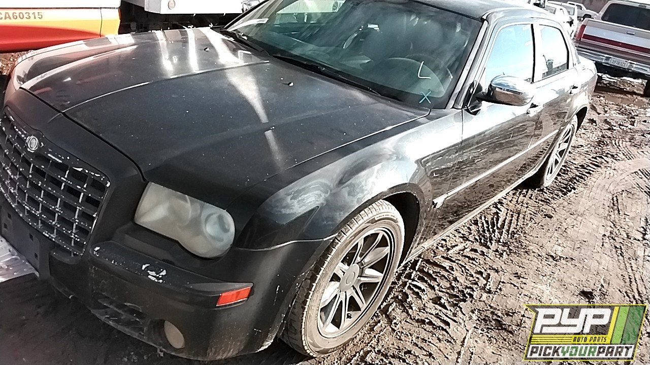 2006 CHRYSLER 300 available for parts